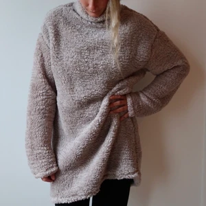 Teddy tröja - Frakt tillkommer 