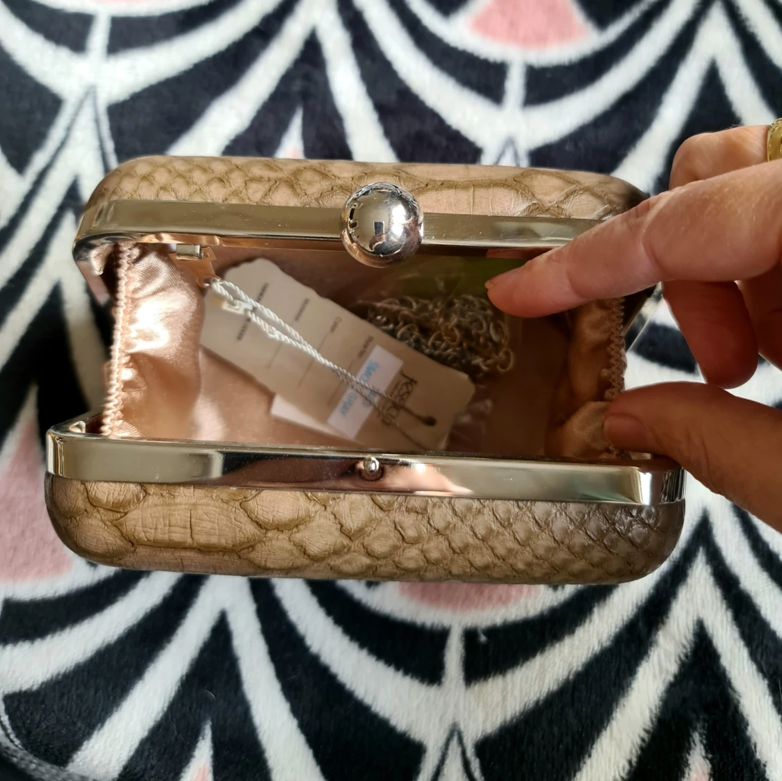 Liten brun väska  - 91