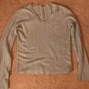 Stickad tröja - Ljusblå stickad tröja från Dream Girl! Storlek M men passar som S. Kan frakta🤗