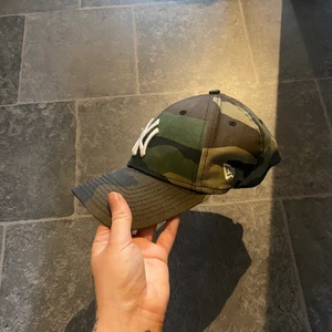 Keps - Camo keps i super fint skick