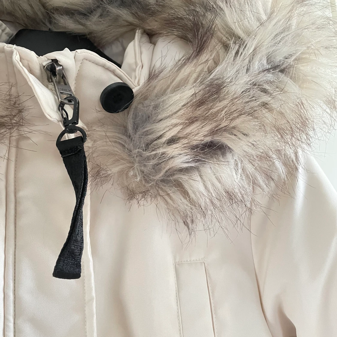 Jättefin vinterjacka  - 90