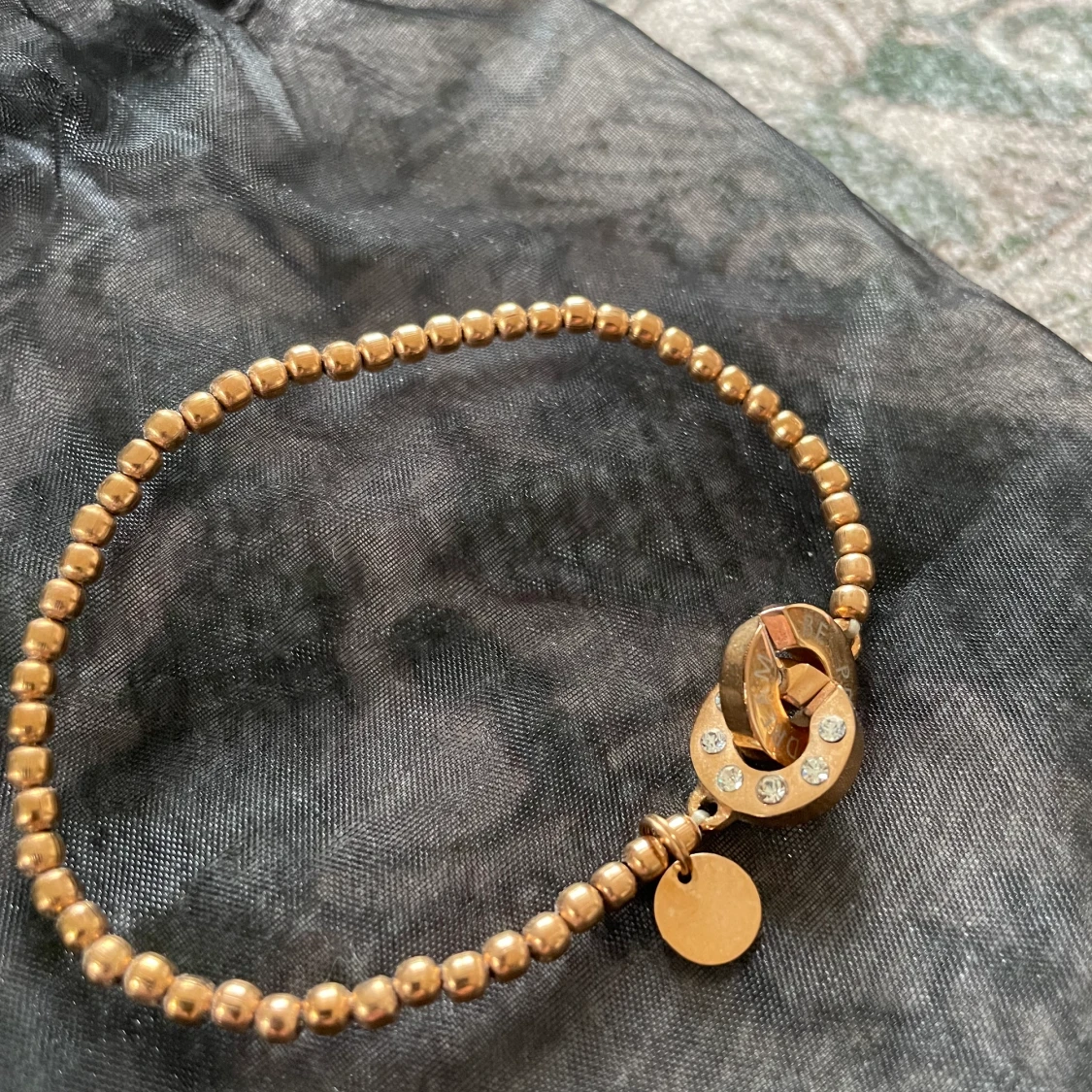 Guldigt armband helt nytt  - 90