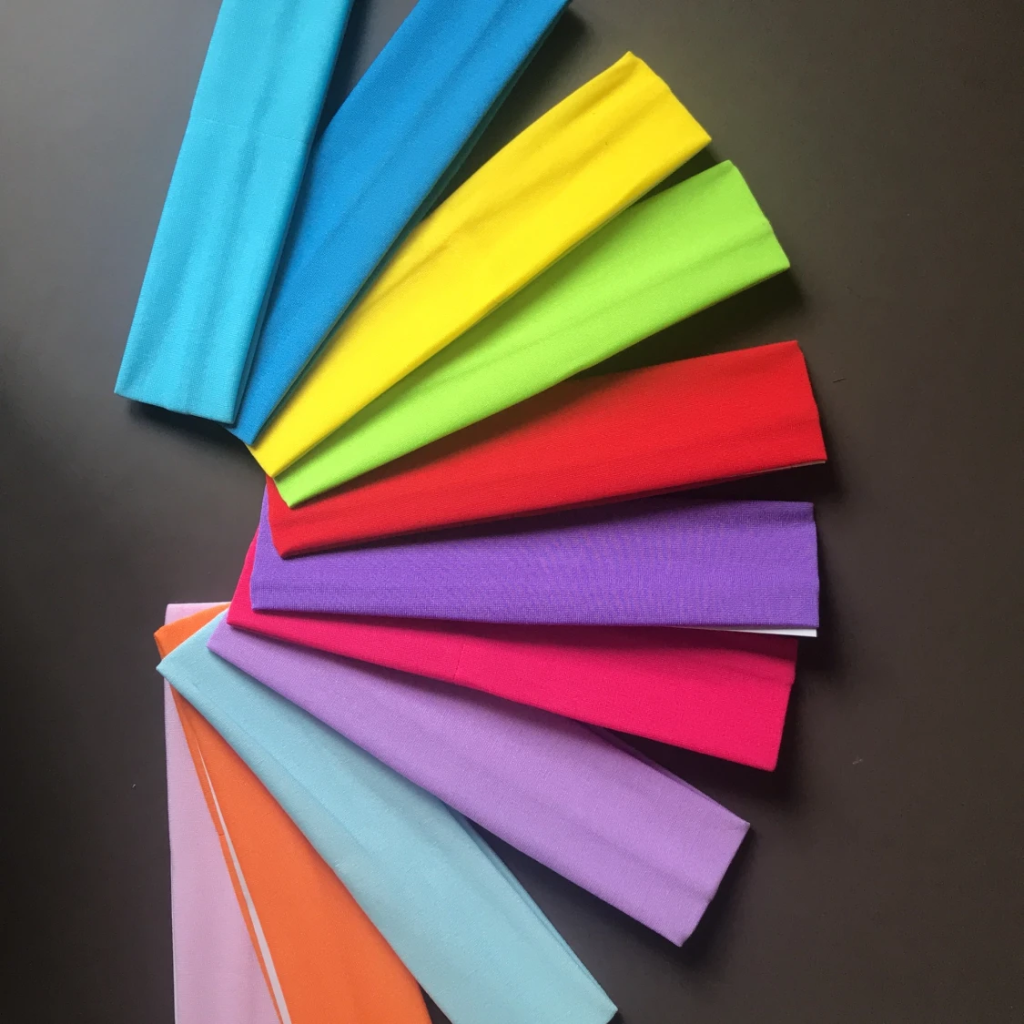 Hårband i olika färger