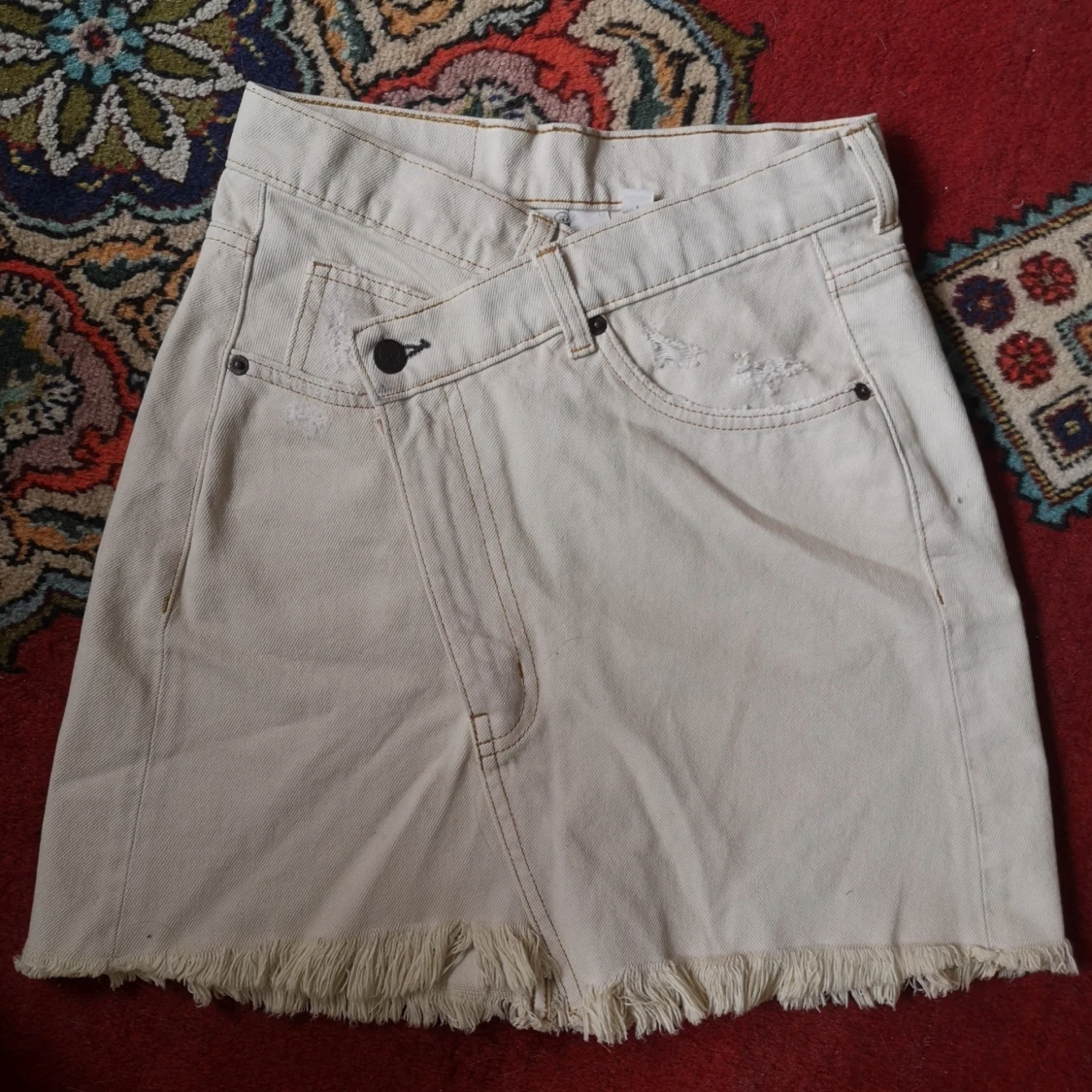 Cheap Monday asymmetrisk jeanskjol  - 90