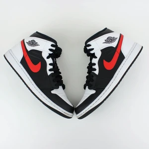 Air Jordan 1 Mid ”Chile Red”  - Preowned 