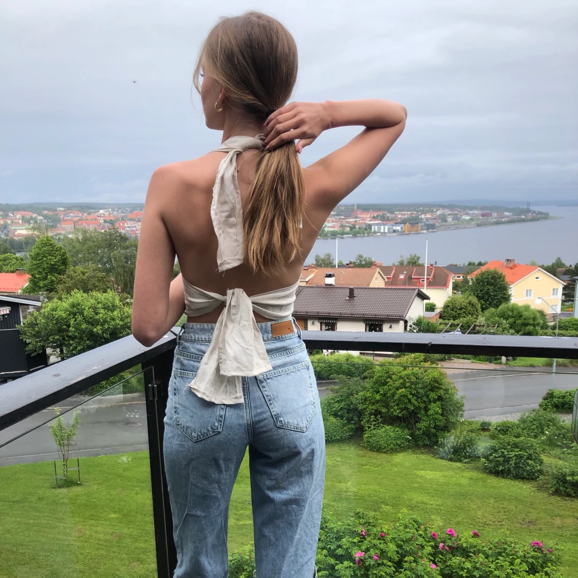 Halterneck topp i linne tyg - 91