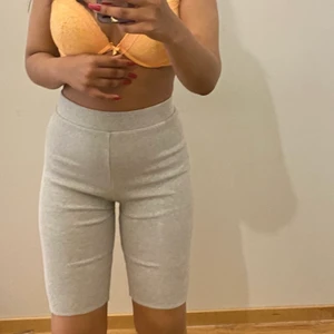 Helt ny  - Köparen står för frakt budgivning om flera intresserade 