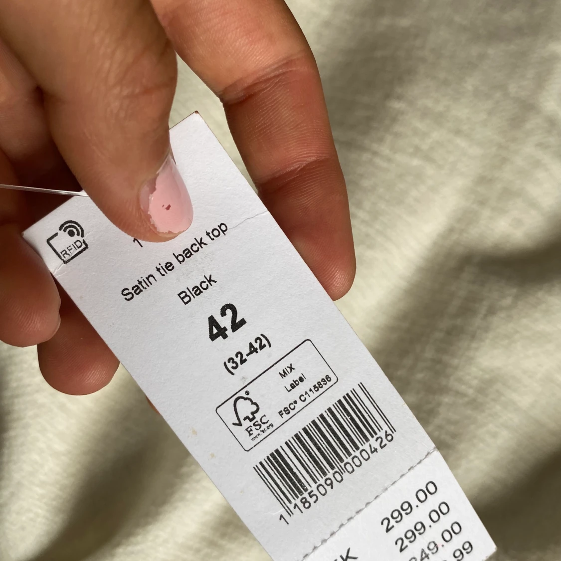 Topp med öppen rygg - 91