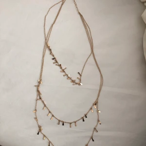 Halsband  - Ett halsband från forever21. Köparen står för frakten💖