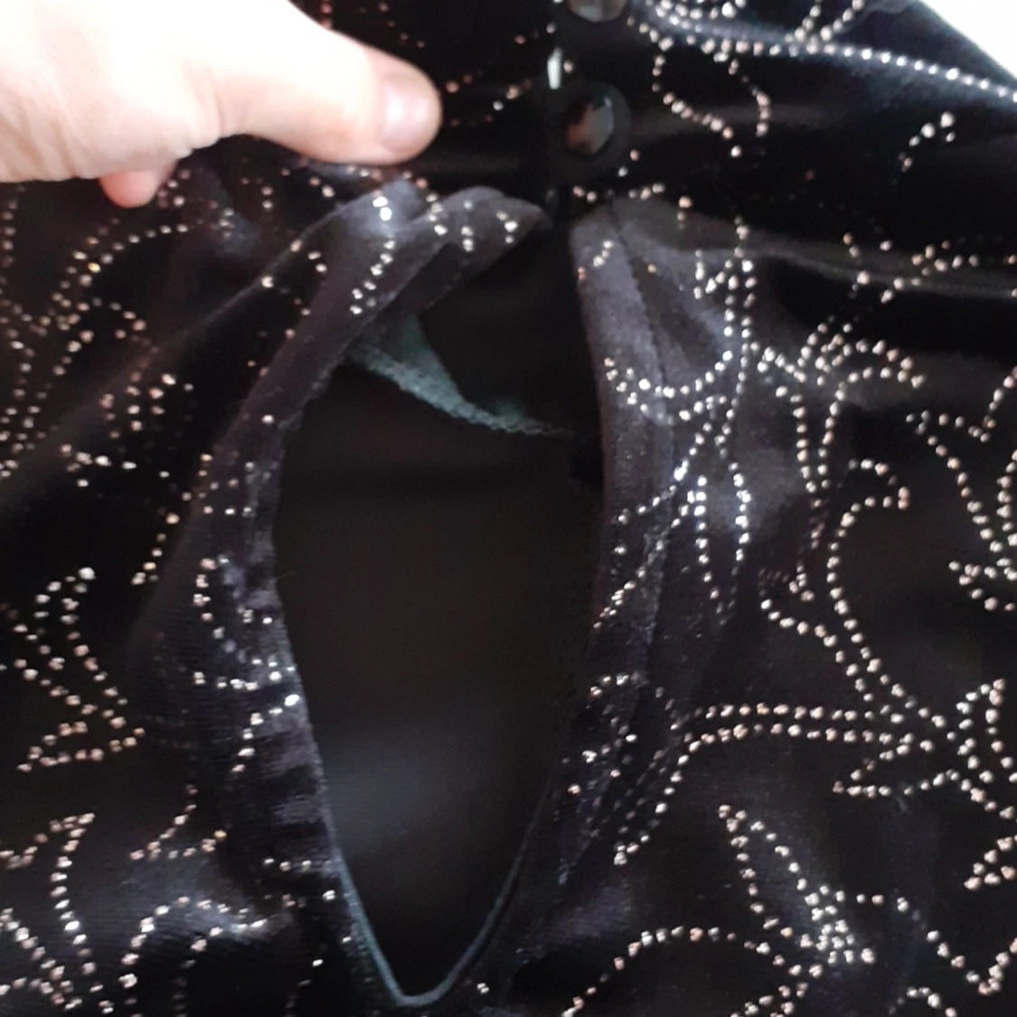 Svart tröja med glitter  - 91