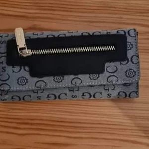 Plånbok - Knappt använd, märke okänt orginal pris 350