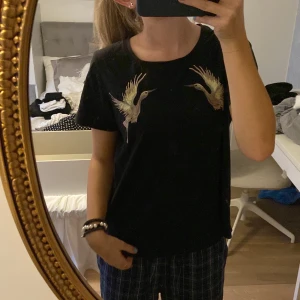 Topp🤍🤍 - Superfin topp🤍🤍 passar mig bra som har S