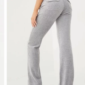 juicy couture  - Söker dessa byxorna i xxs 💗 kan vara en annan färg också