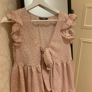 Blus - Söt blus från shein, Oanvänd! 