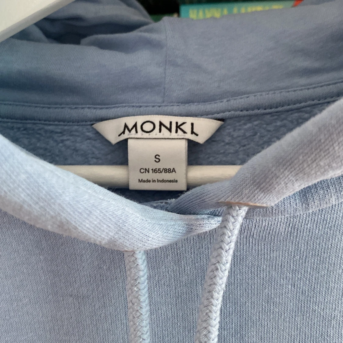 Pastellblå hoddie  - 90