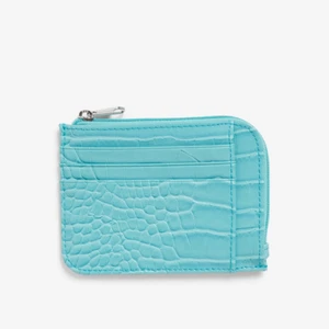 Plånbok - Jättefin och populär plånbok från monki, nästan slut såld online, inga stora defekter, är som ny😊💓