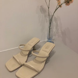 ZARA str 40 - Brugt to gange