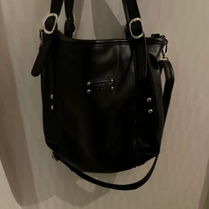 Handväska - Snygg Feel väska, Frakt tillkommer