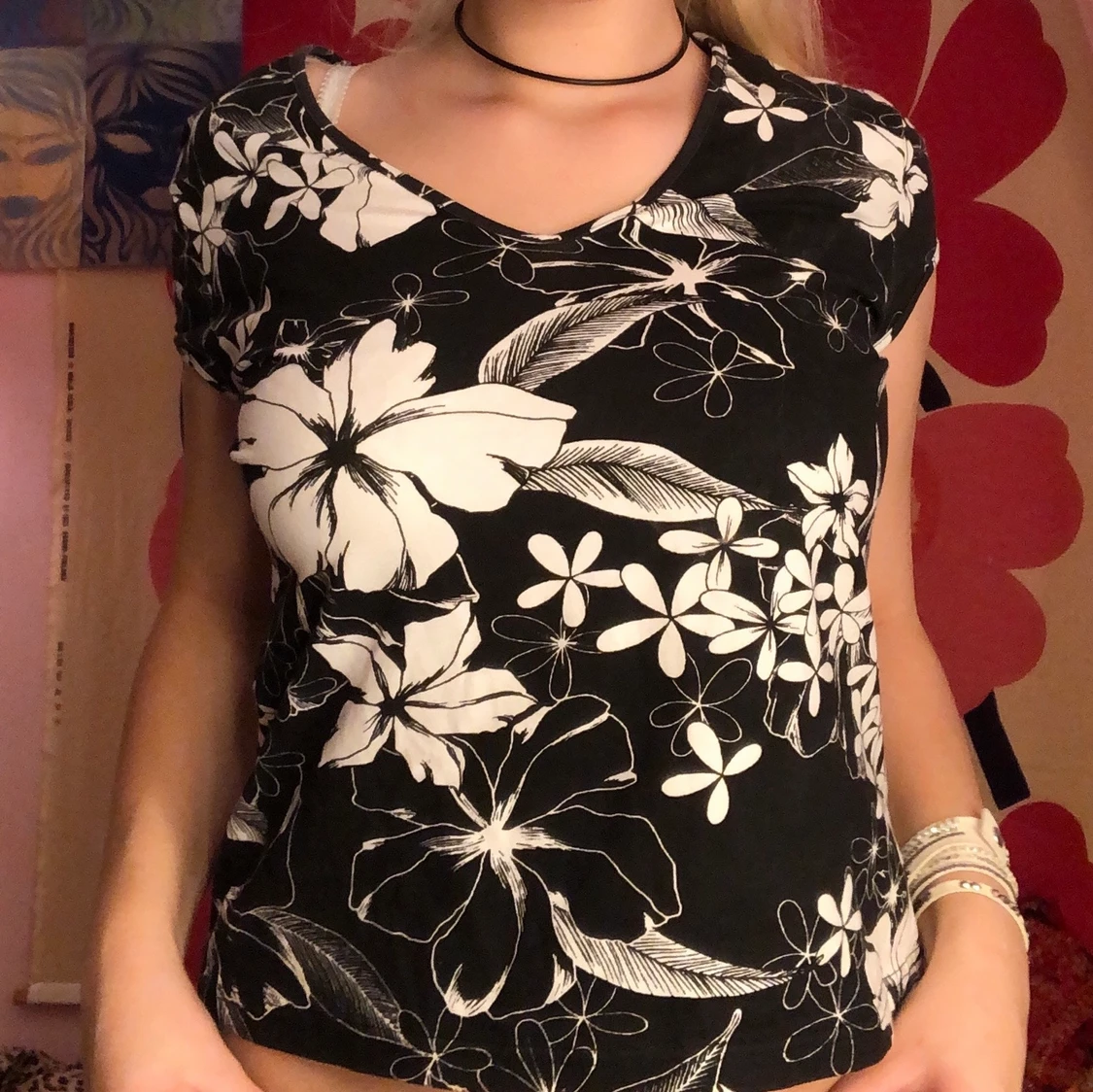 Blommig tröja/topp/t-shirt  - 91