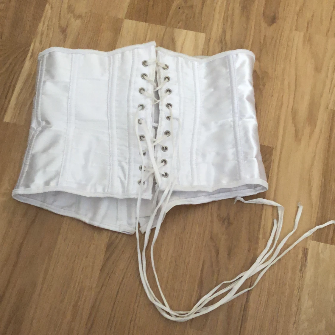 Vit korsett - Medium - 91