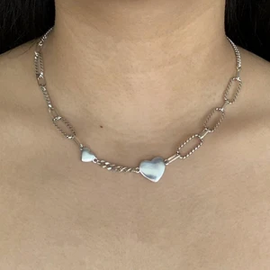 Silverhalsband - Sterling silver, aldrig använd. Köpt på depop. Frakt tillkommer på 15kr
