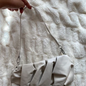 3 för 250 - säljer dessa väskor - alla tre för 250kr eller 1 för 100kr🤍 