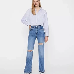 Pull & bear jeans - Dom trendiga jeansen i fint skick och orginallängd💕💕köparen står för frakten💕