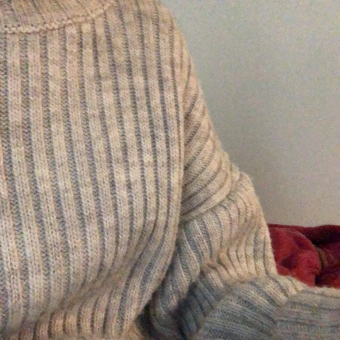 Stickad tröja  - 91