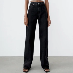 Jeans - Zara jeans, storlek 38 och lapp kvar.  Nypris 400, mitt pris 300 inkl frakt