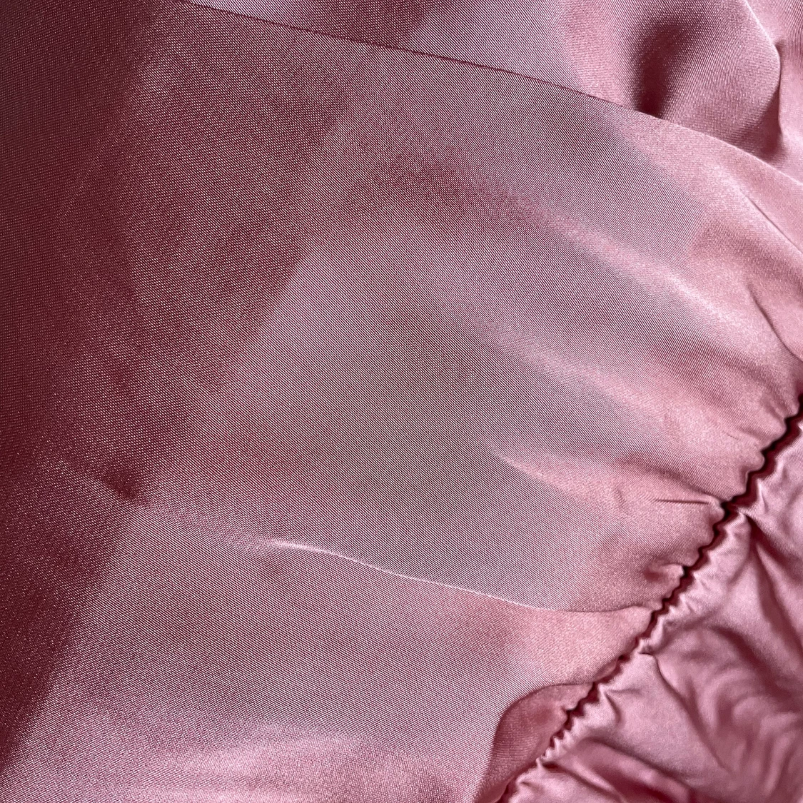 Satinklänning från Nelly - 90