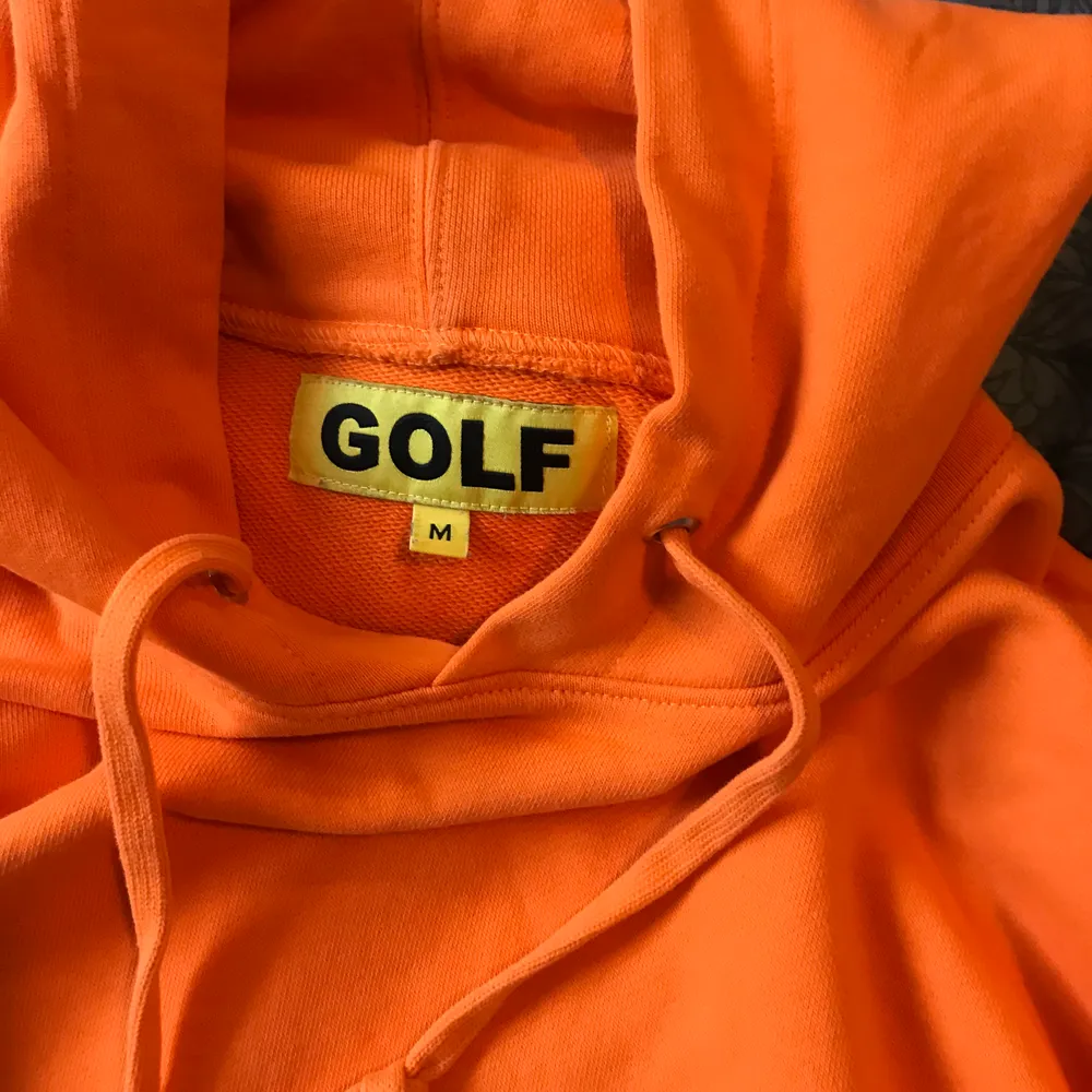 Golf wang sunflower hoodie, endast använd ett fåtal gånger och utan några flaws. Storlek M och sitter true to size🌻. Hoodies.