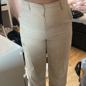 Beiga Manchester vida byxor  - Strl 38, bra skick 