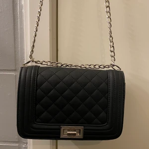 Väska - Väska från Ur & Penn. Oanvänd ✨