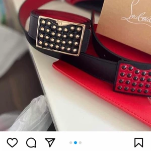 Christian Louboutin skärp/bälte - Christian Louboutin bälte/skärp super fin. Låda och kort ingår Kolla gärna min Instagram för flera märkes saker @bara_lyx. Kan även träffas eller skicka