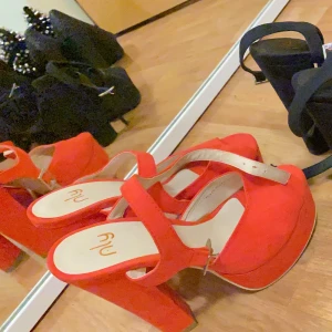 Skor 36,37 - Fest skor 