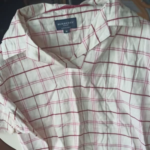Burberry rutig rosa tröja - Storlek M, unisex