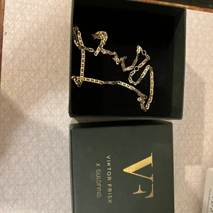 925 stamp gold plated chain  - 925 stamp with gold plated chain 350kr 