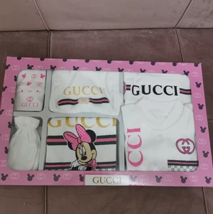 Märkes babyboxar för nyfödda - 400kr st