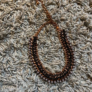 Halsband - Fint halsband använd någon enstaka gång