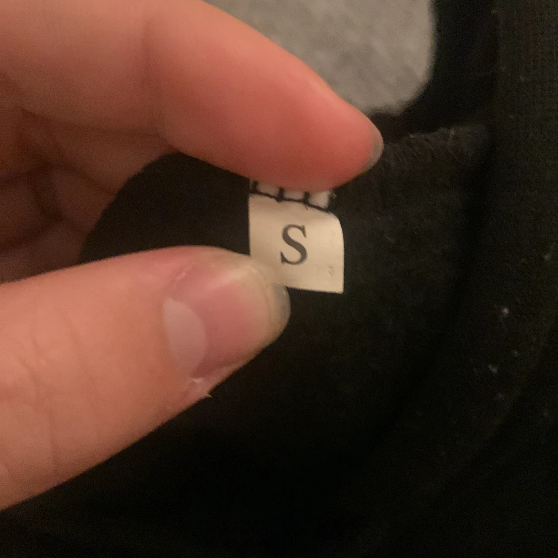 Svart hoodie från Shein storlek S - 90