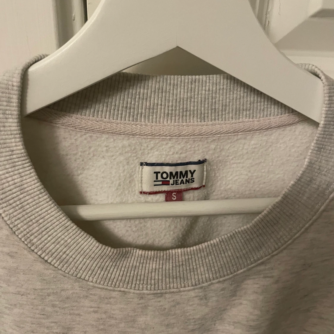 Ljusgrå Tommy hilfiger tröja - 90