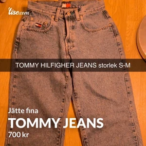 Tommy hilfiger jeans nyskick - Aldrig använda💓Kostade 1300 kronor säljer för 700 kan absolut diskutera pris om man vill det 🌸🌺 Äkta!!