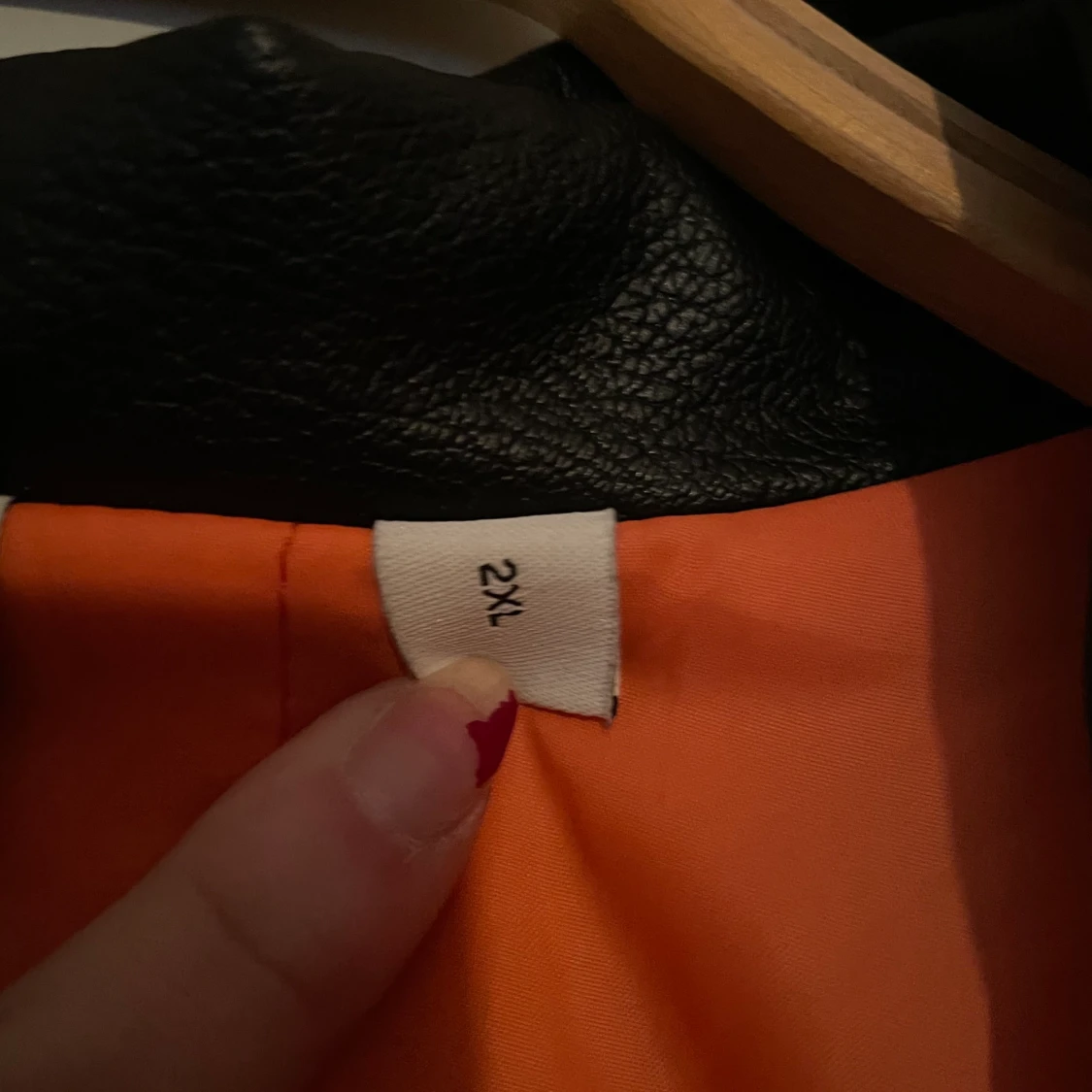 Oversize fakeläderjacka för plus size - 91