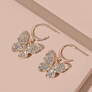 Örhängen  - Vid intresse, kontakta mig 