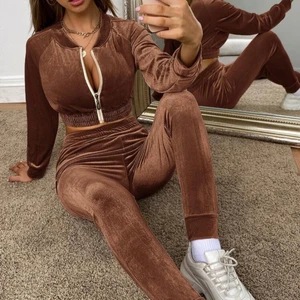 SHEIN set - Helt ny SHEIN set, säljer pågrund av att det inte passar mig. Stl xs