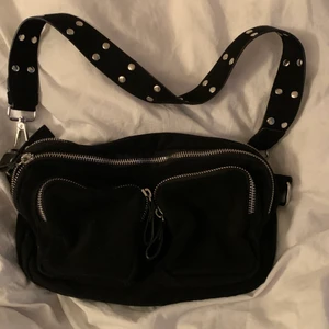 Väska - Söt svart väska 💕💕