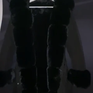 S - Knappt använd helt ny använde den 2gånger i bra skick kan diskuteras om priset