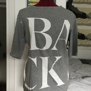 Back T-shirt XS - Back tshirt i bomull. XS