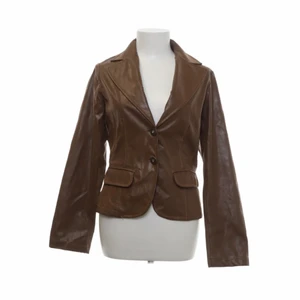 Brun läderjacka - Assnygg vårjacka 