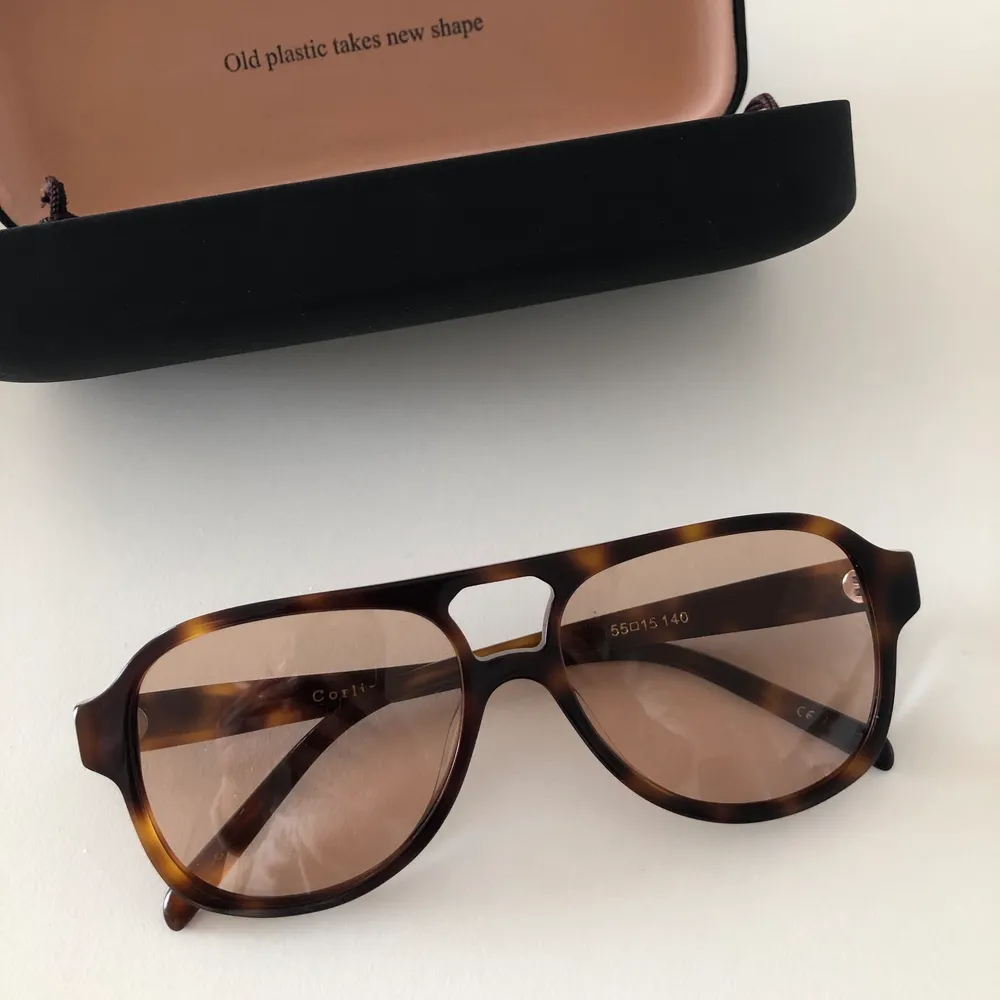 Supersnygga Gelo Cinnamon solglasögon från Corlin Eyewear 😎💘💕💞💓 Sparsamt använda ✨. Accessoarer.